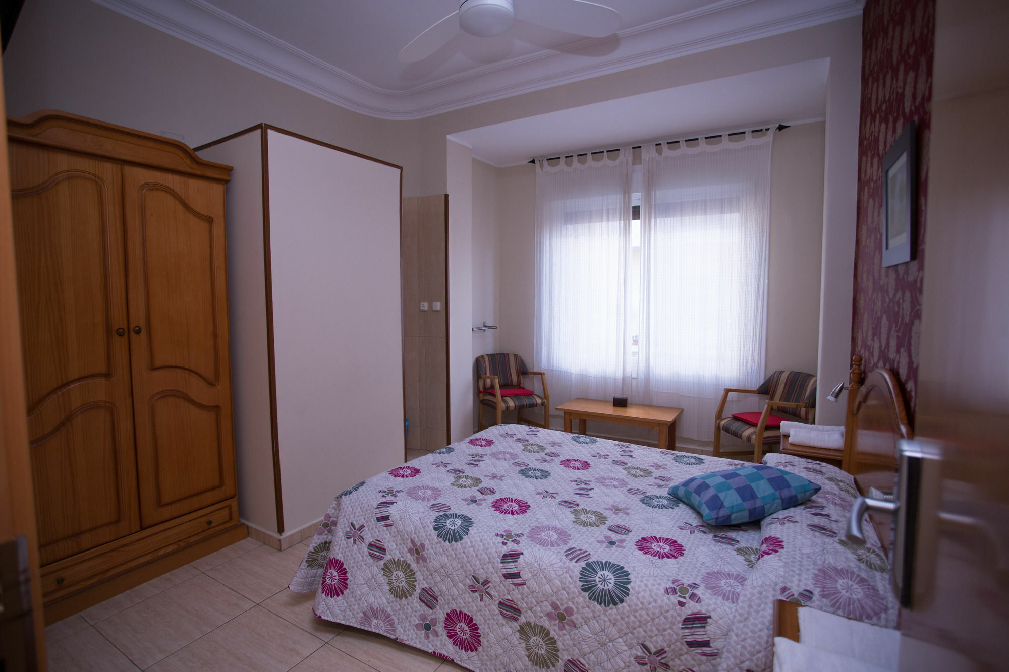 Hostal Navarra Сарагоса Экстерьер фото