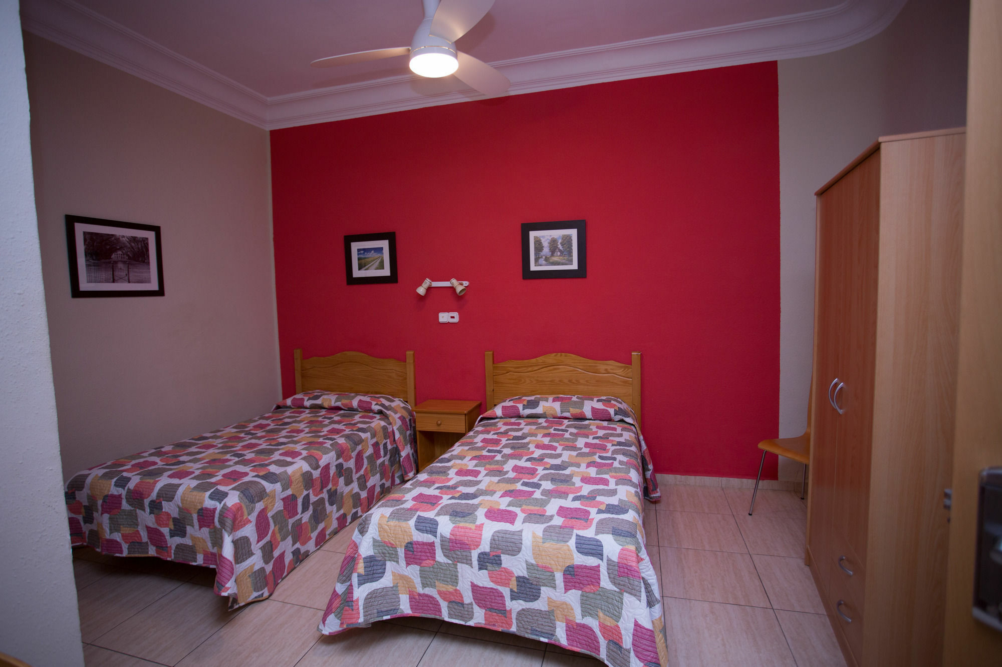 Hostal Navarra Сарагоса Экстерьер фото